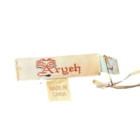 NWT! Aryeh knit patterned dress. Size large - Picture 4 of 10